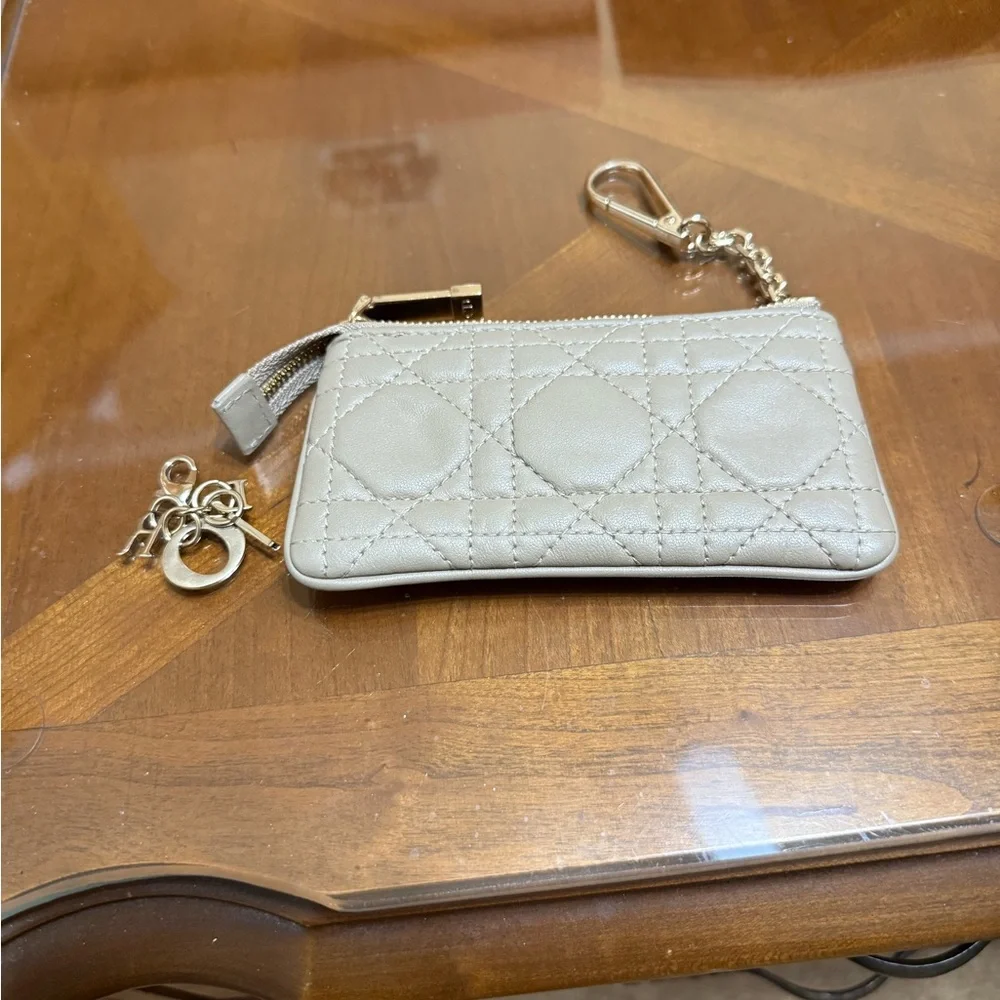 🔥 SALE 🔥 Dior Cannage Quilted Tan Card Wallet